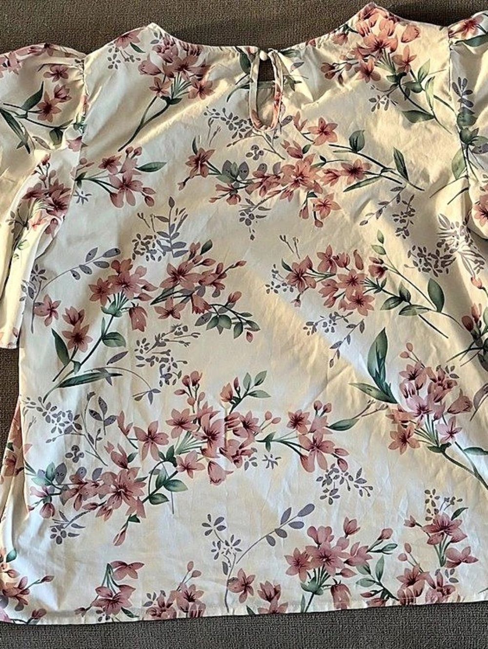 SHEIN CURVE Floral Blouse in White & Pink Size 0XL Like New